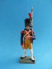 STARLUX premier empire plastique - FH60190 - Gendarme grande tenue 1805-1806