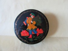  BOITE  METAL  PEINT MUSICIEN ACCORDEON RUSSIE