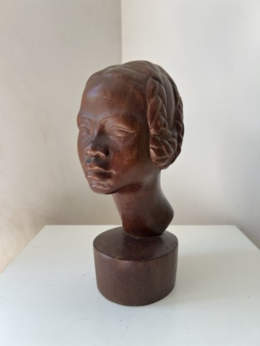 Buste jeune femme africaine