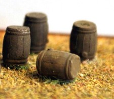 Fûts en chêne en bois peints