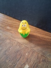 figurine BARBAPAPA A.T2010 , barbidou lettre V, 4cm de haut, TBE