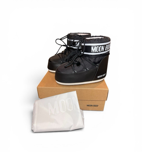 Moon boot icon low black - moon,