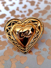 Pin's parfum- mode Christian LACROIX