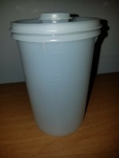 Tupperware #321-5 1 qt