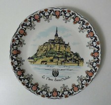 assiette plate Mont Saint Michel en porcelaine