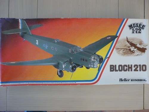 Maquette avion heller ref - 1/72,