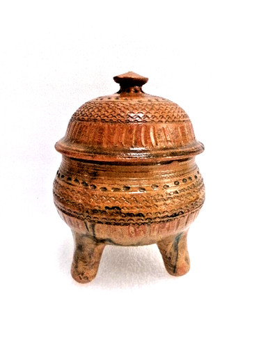 Pot tripode avec couvercle - , en