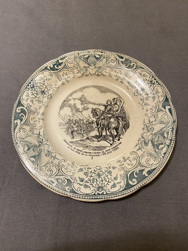 Assiettes plates anciennes - 1,