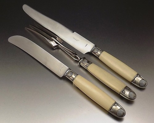 Service decouper pieces - service, a