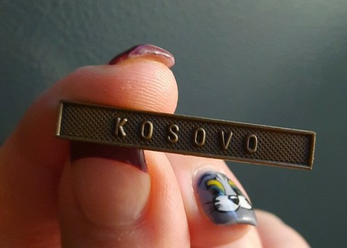 B04c13 kosovo barette agrafe - kosovo,