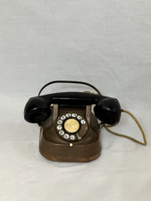 Téléphone à cadran rotatif