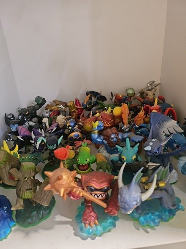 100 complete skylanders - 100%,