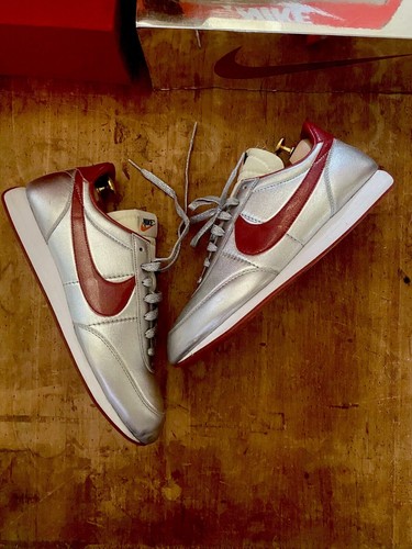 Nike night track studio - track, air