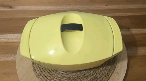 Cocotte ancienne le - ancienne,