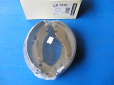 Mâchoires de freins arrière Delphi pour: BMW: 1600, 1800, 2000, Séries 3 et 5