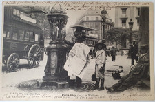 CPA  -Paris Vécu .fontaine