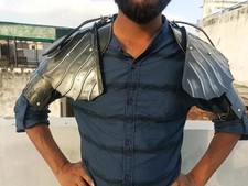 Pauldrons noirs Nazgul - bague