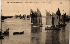 CPA CROIX-de-VIE - Sortie de