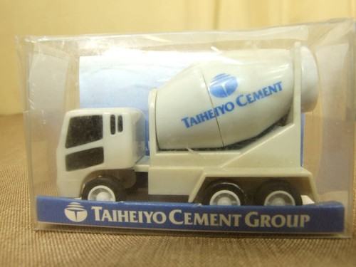 Pour pacific cement pullback - cement,