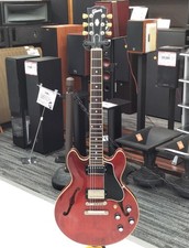 [Gibson] Guitare électrique semi creuse Custom Shop ES-339 Cherry Made in USA...
