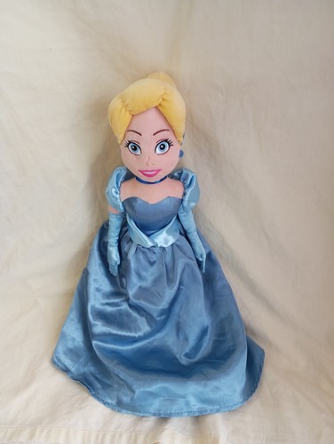 Peluche poupee cendrillon - peluche,