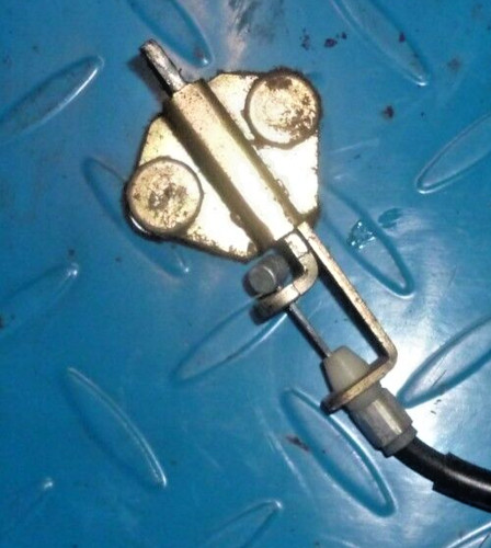 Serrure selle yamaha 600 - de,
