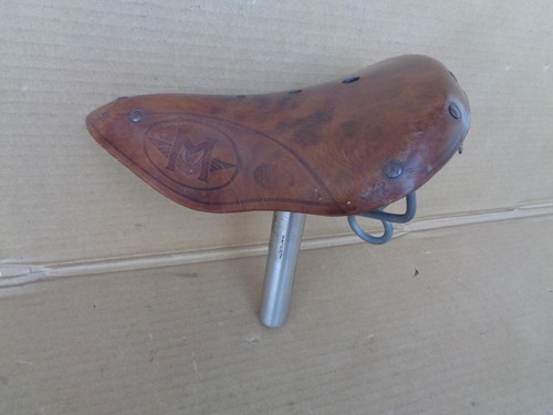 Ancienne selle cuir vélo