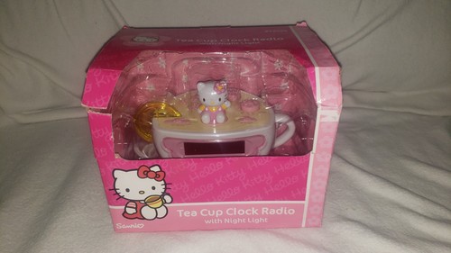 Hello kitty tea cup - tea, clock