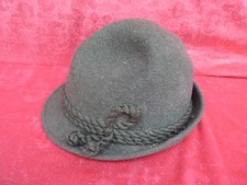 Belle Costume Chapeau __