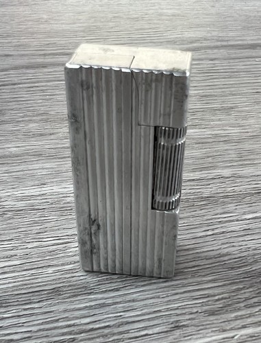Rare briquet ancien - rare,