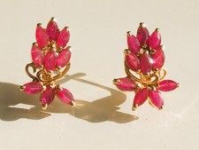 Tres belles boucles oreilles - belles,