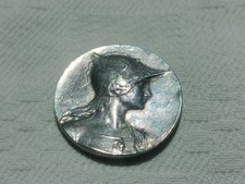 Médaille , pièce , Art Nouveau , Signée A.Rivet.