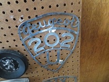 sigle logo emblème Peugeot 202 U ancien vintage vieux collection 120 X 140 mms