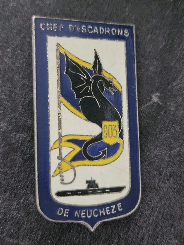 Insigne militaire pucelle - insigne,