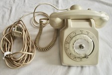 ANCIEN TELEPHONE BLANC FIXE – A CADRAN ROTATIF-