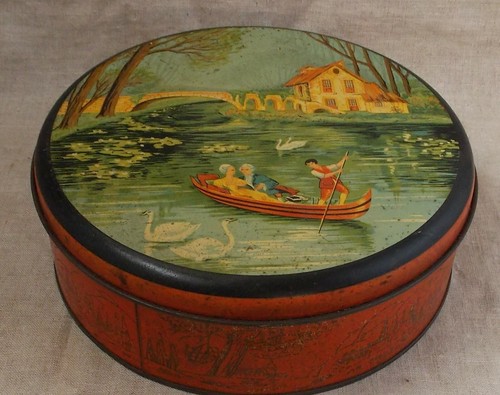 Ancienne grosse boite ronde - ancienne,