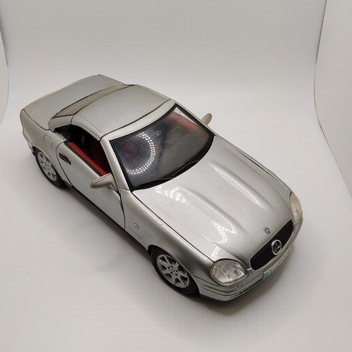 Maisto mercedes benz - mercedes-benz, 230