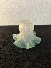 Tulipes vert et blanc en verre