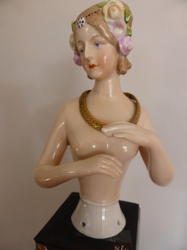 Figurine fanny essler half - figurine,