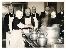 Le Cardinal Verdier visite les