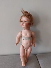 Ancienne poupée composition