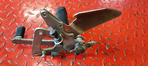 Platine repose pilote - platine,