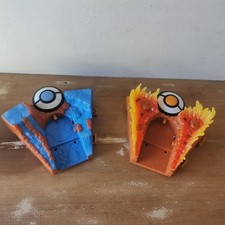 2 Lanceurs Pokémon Combat Figurines 2005 Bandai / Réf A226