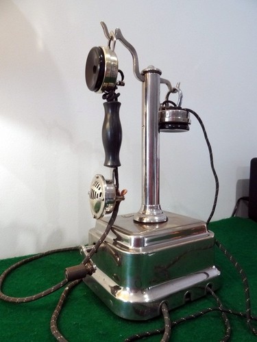 Superbe ancien telephone - ancien,