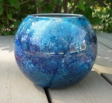 Vase rond en verre bleu –