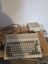Vend Commodore Amiga A600 + Commodore Vic 20 + Souris