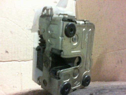 Serrure avant droit renault - avant,