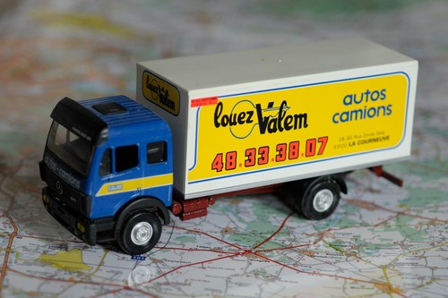 Miniature camion - 1/3,