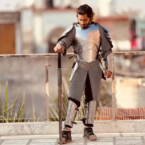 Costume seigneur des - du,