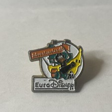 Pin’s EuroDisney Adventureland Esso Disney AB Vintage 